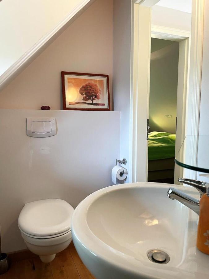 Das Puppenhaus, Reetdach, Sauna, Kamin, Eingezaeunt, Badewanne, Haustiere Willkommen Emmelsbüll-Horsbüll Zewnętrze zdjęcie